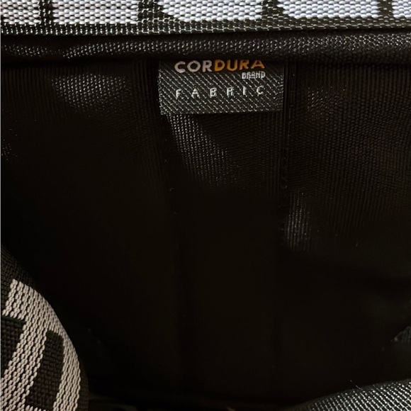 Supreme Men’s waist bag SS18 black - Picture 4 of 5